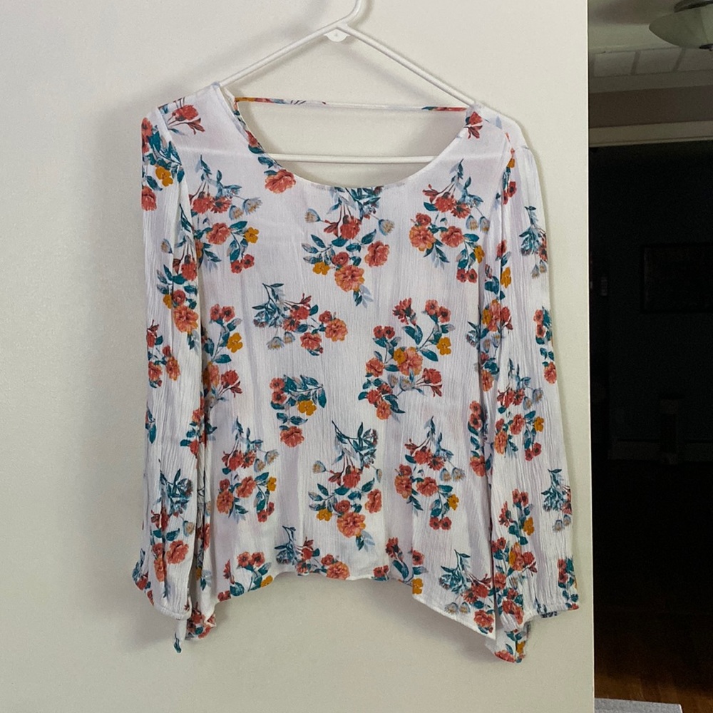 White floral blouse, size medium